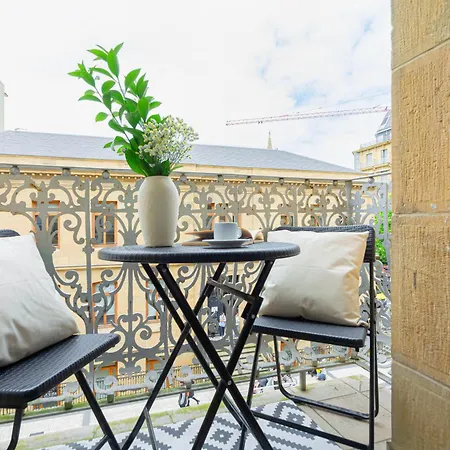 Center⎮3 Bedrooms⎮free Wifi Apartment *